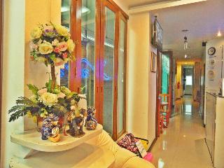 Hello Yaya Residence