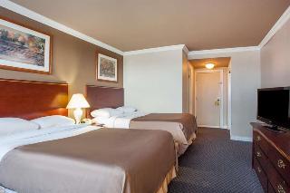 Super 8 Vancouver