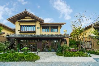 Blossom Hill Yuejingzhuang Hotel