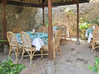 Poppies Bali Cottage