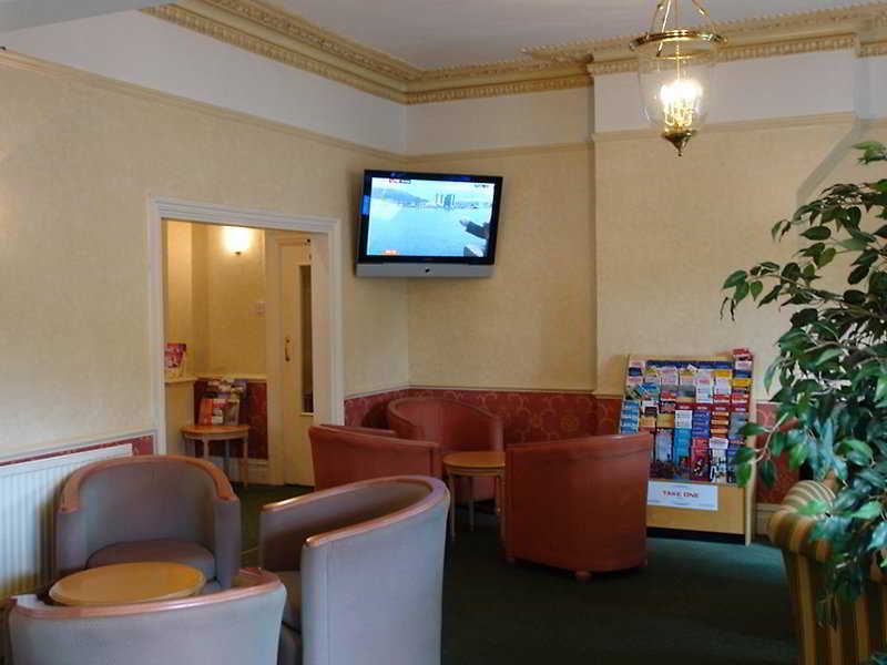 Croydon Court