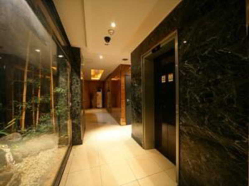 Queen 21 Hotel Sinchon