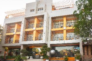 San Remigio Pensionne Suites