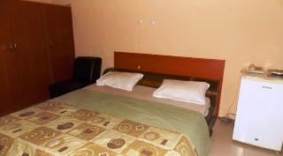 Kristabel Hotel And Suites