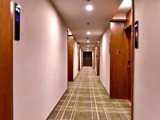 Gem Xi 'an Space City Chang 'an Road Hotel