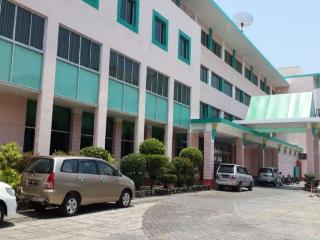 Paradise Hotel