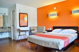 Motel 6 Boston Braintree