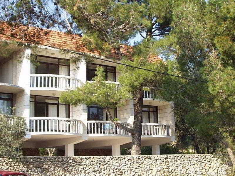 Batistic Apartments