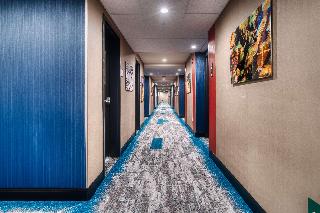 Best Western Premier NOHO Inn
