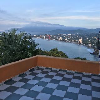 Casa Mexicana La Reyna