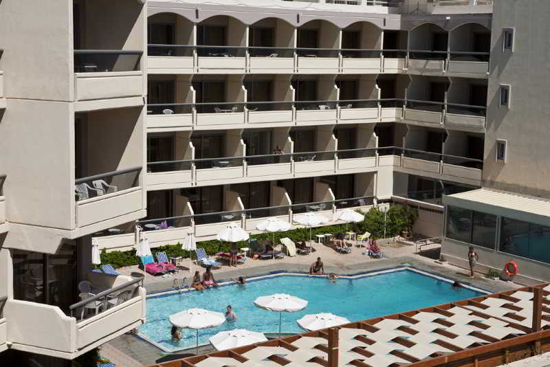 Island Resort Marisol