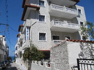 Aquarius Apartments