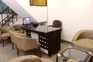 FabHotel Blueberry Hauz Khaz