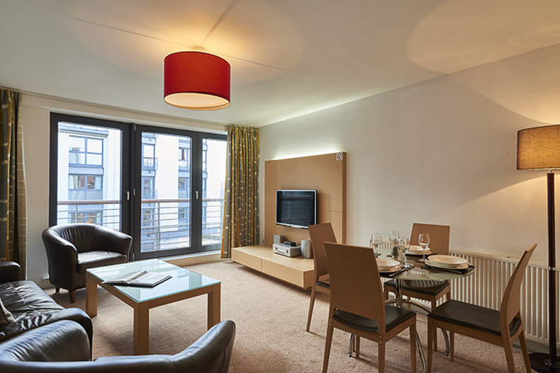 Fountain Court Apartments EQ2 photo 3
