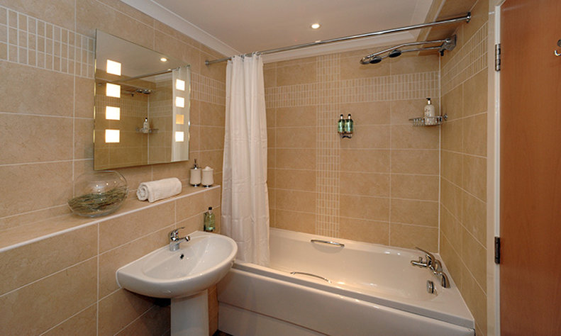Fountain Court - Grove Executive Apartments