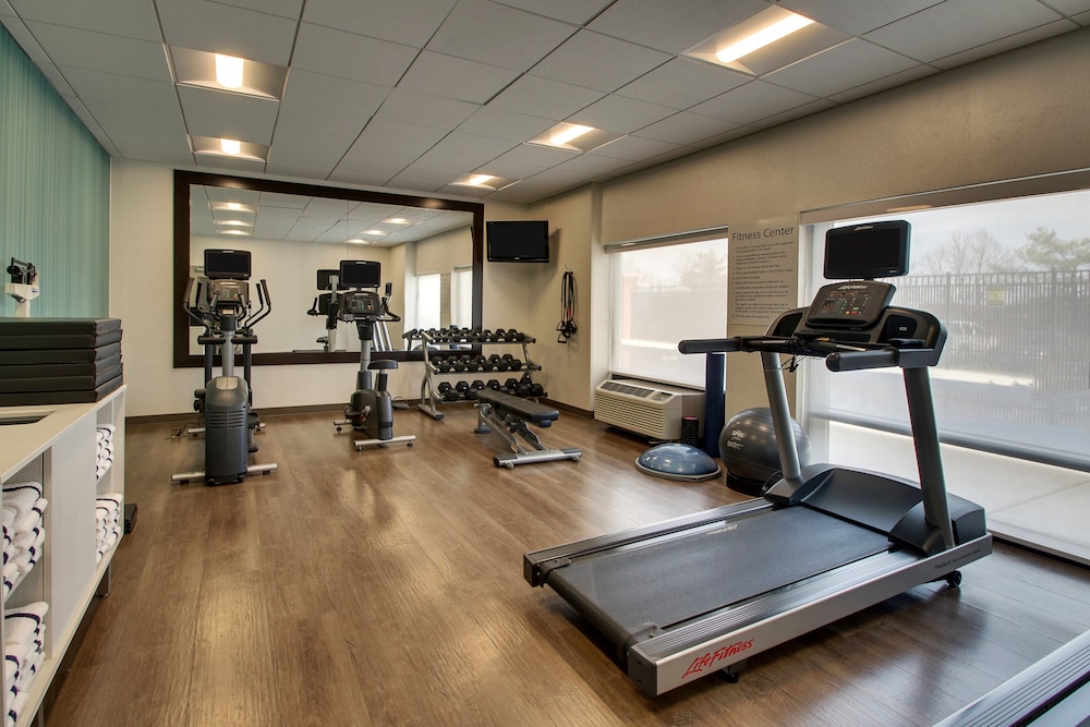 Holiday Inn Express Baltimore-BWI Airport West by IHG