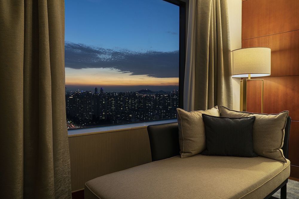 Lotte Hotel World photo 4