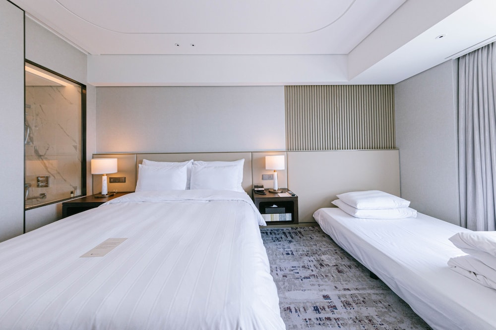 Lotte Hotel World photo 3
