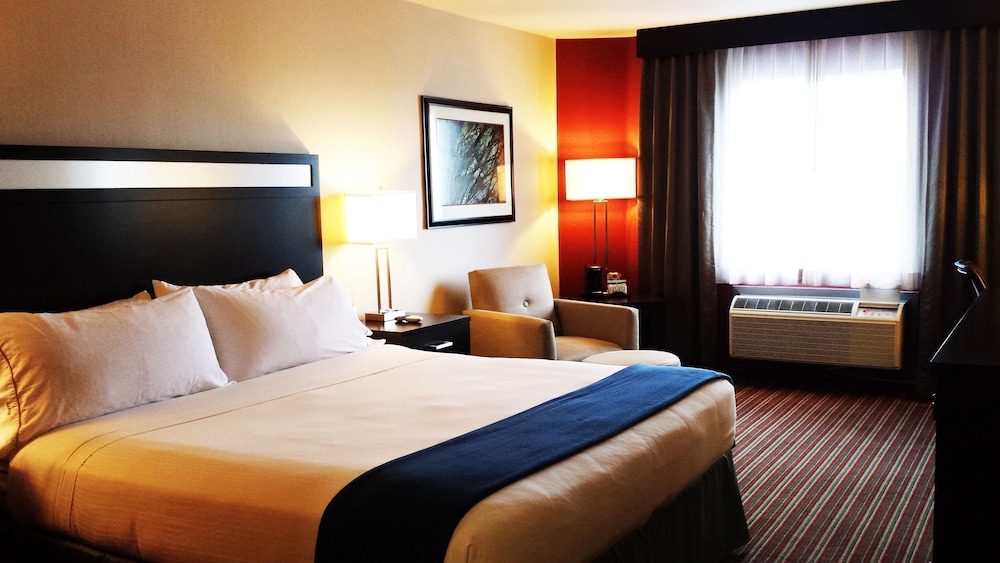 Holiday Inn Express Bakersfield By IHG
