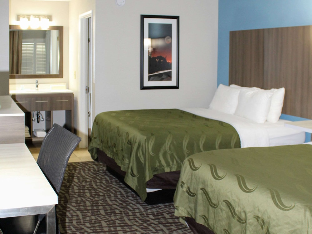 Quality Inn Athens I-65 / Huntsville Area West