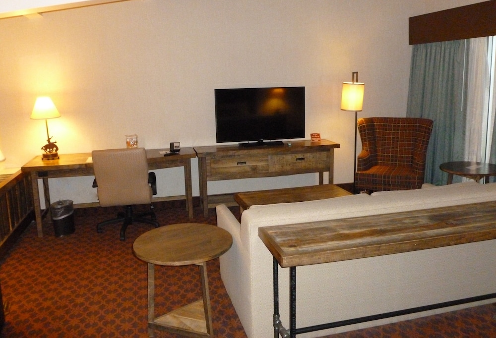 Best Western Outlaw Inn