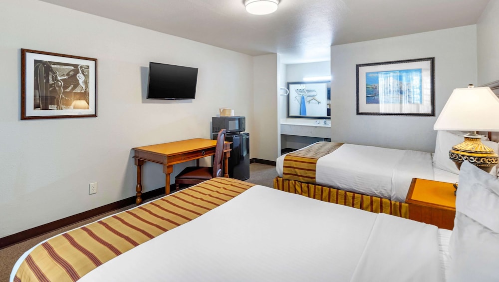 Magnuson Grand Hotel & Conference Center Tyler