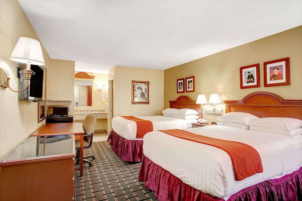 Days Inn by Wyndham Memphis at Graceland
