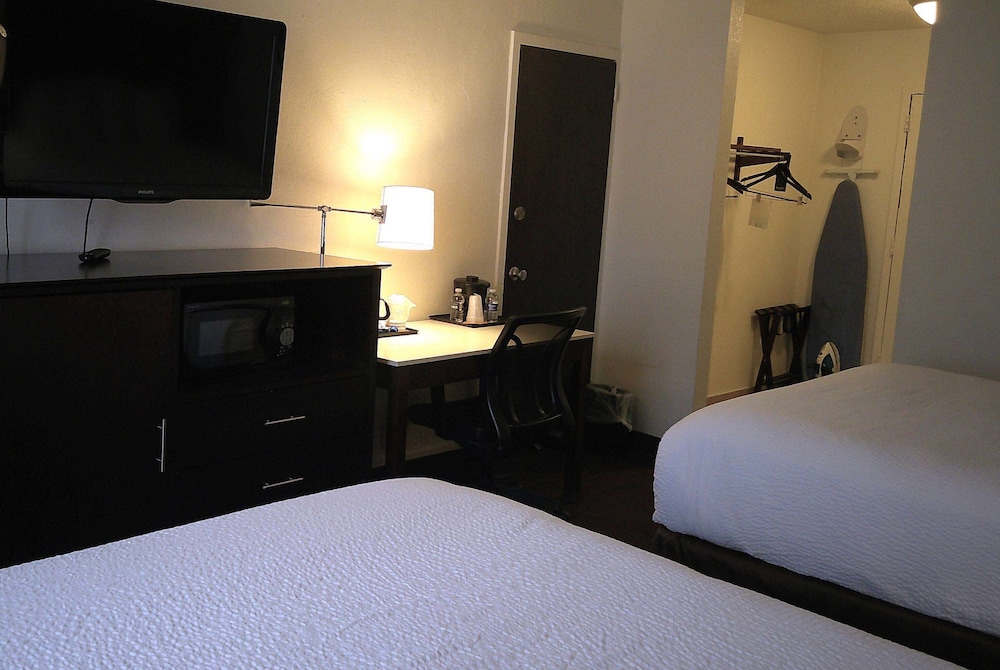 Wyndham Garden Romulus Detroit Metro Airport