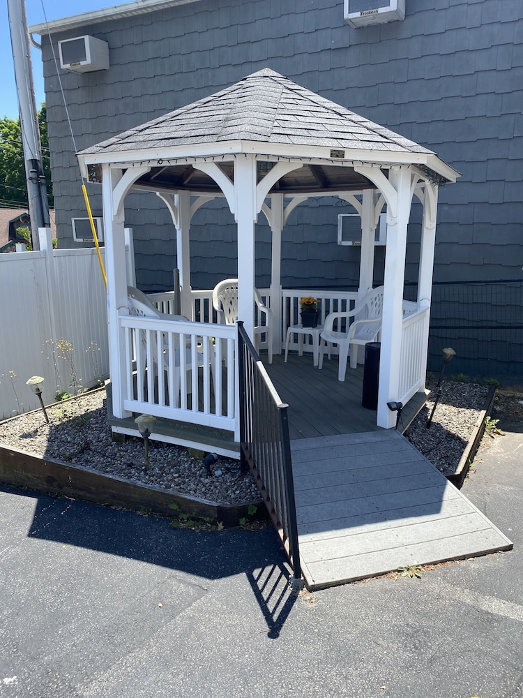 Baymont by Wyndham Lake George