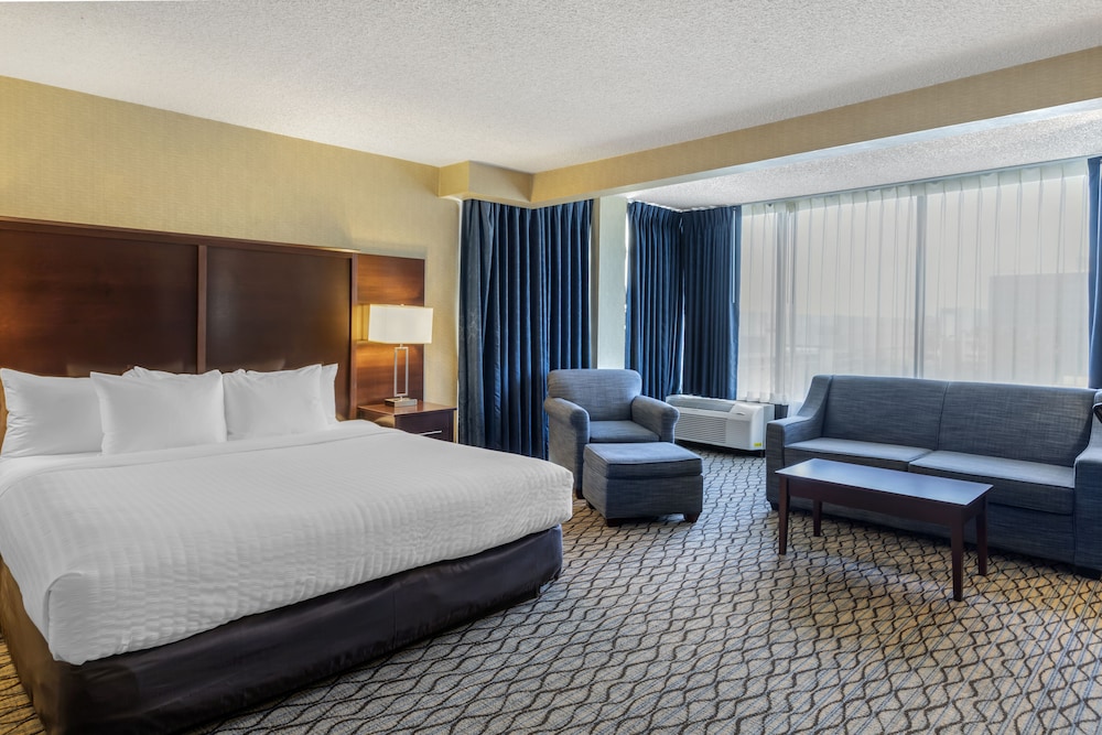 Clarion Hotel Anaheim Resort