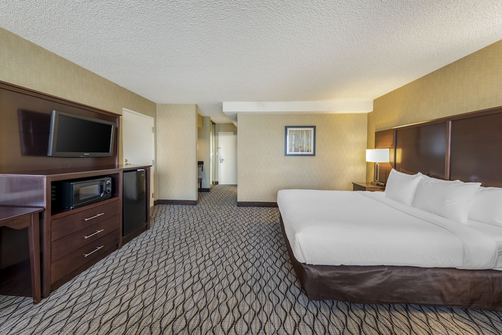 Clarion Hotel Anaheim Resort