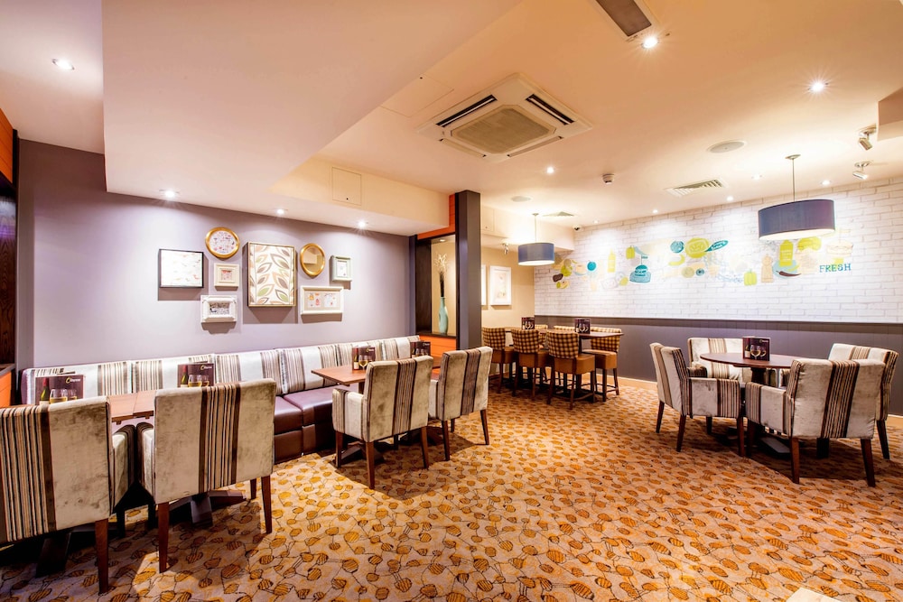 Premier Inn London Victoria photo 2