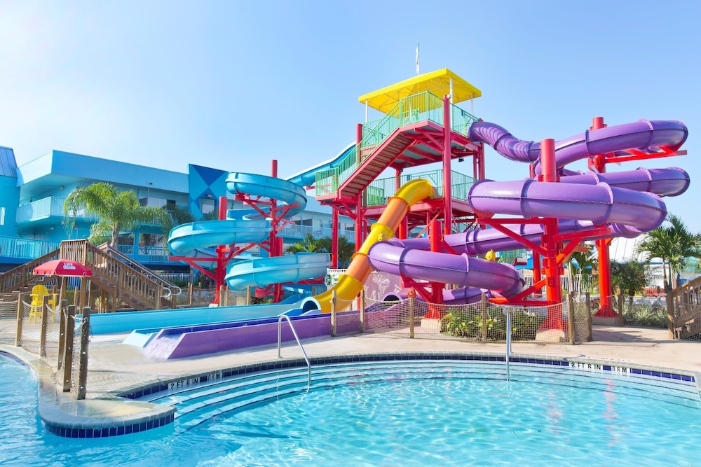 Ramada by Wyndham Hotel & Water Park photo 5