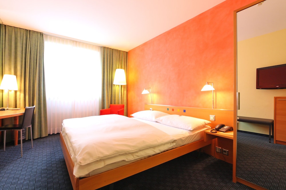 Metropol Hotel photo 3