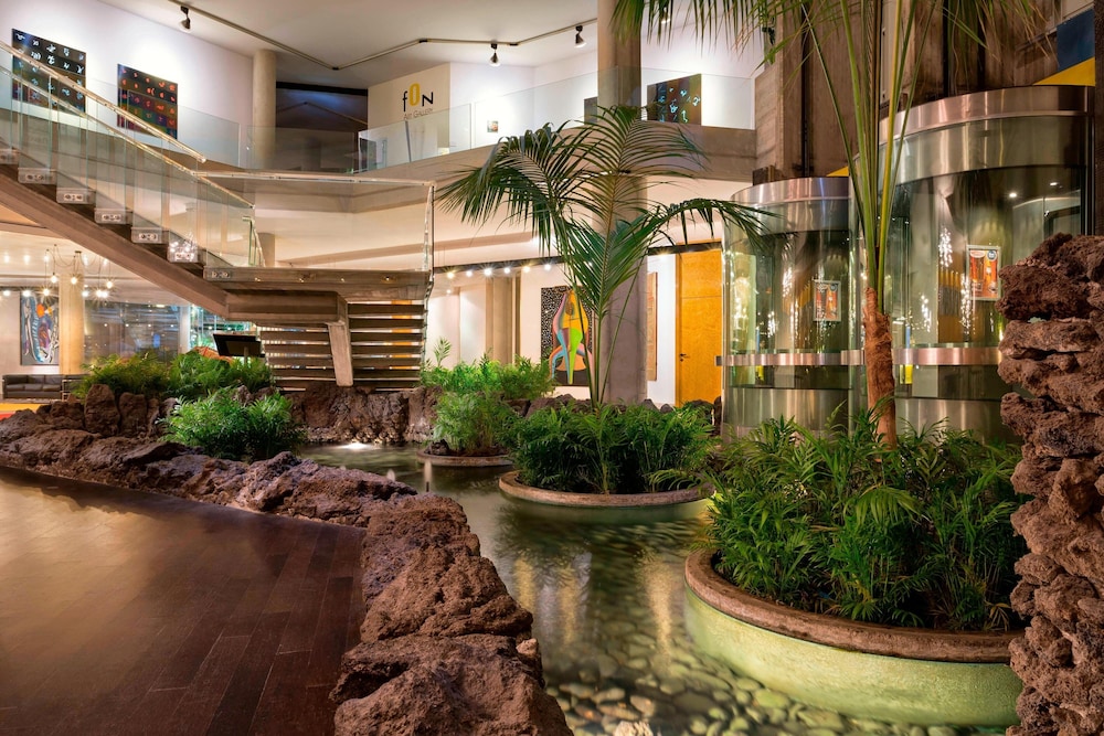 Four Points by Sheraton Catania Hotel & Conference Center