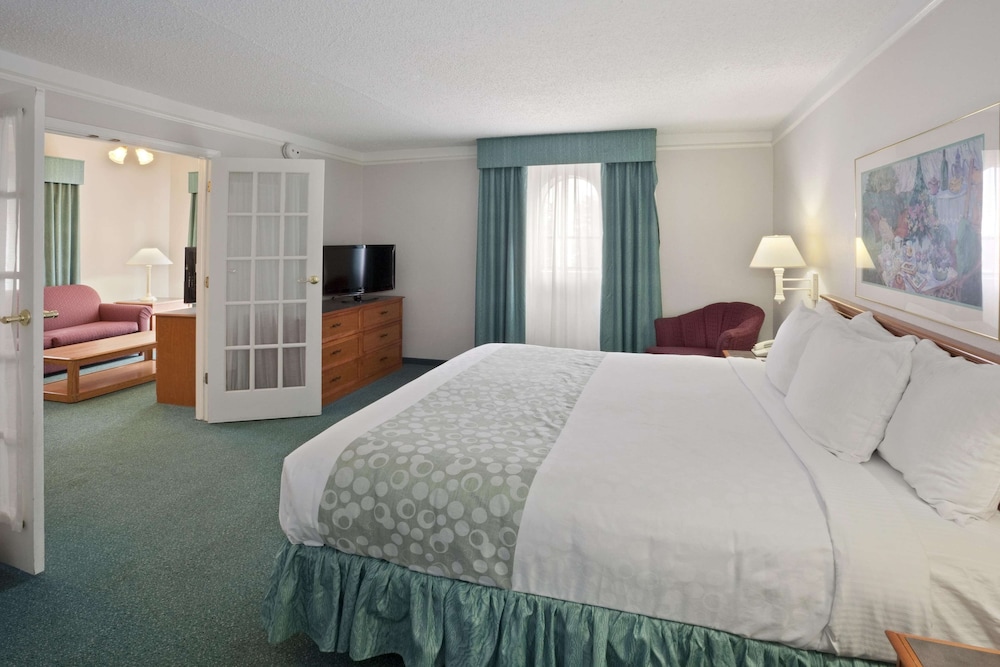 La Quinta Inn by Wyndham Omaha West