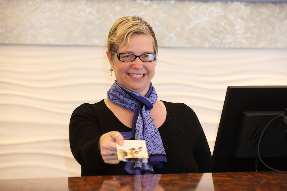 Holiday Inn Express & Suites Pittsburgh West - Greentree by IHG