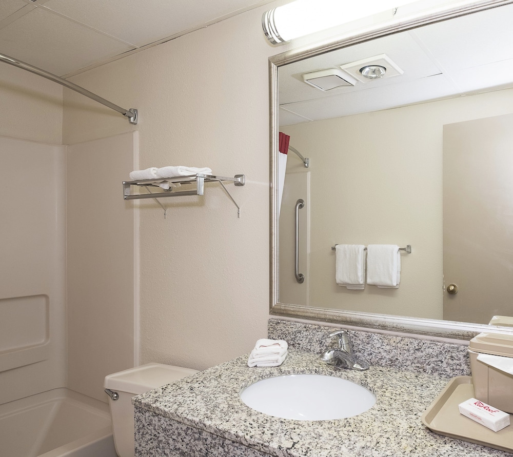 Red Roof Inn Hartford - Vernon