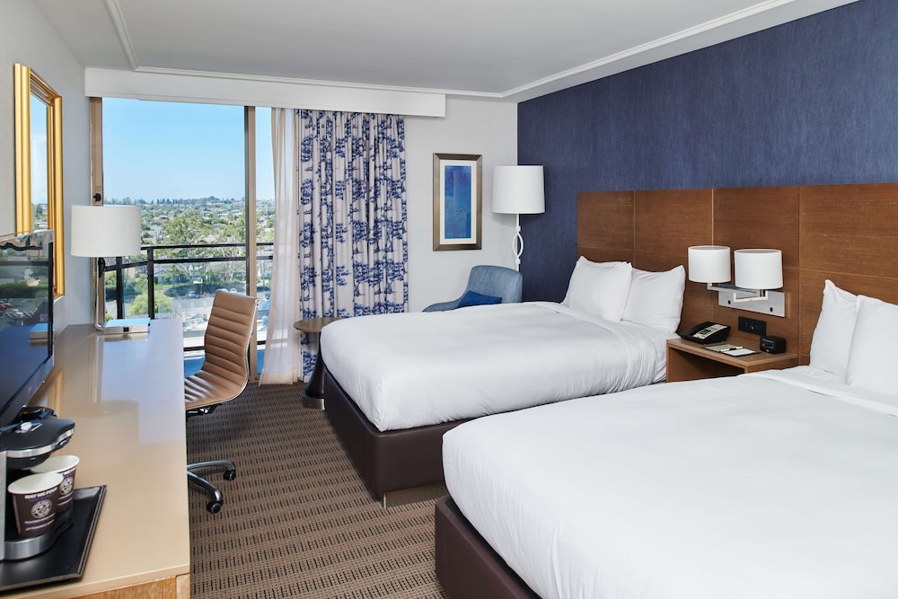 DoubleTree by Hilton Torrance - South Bay