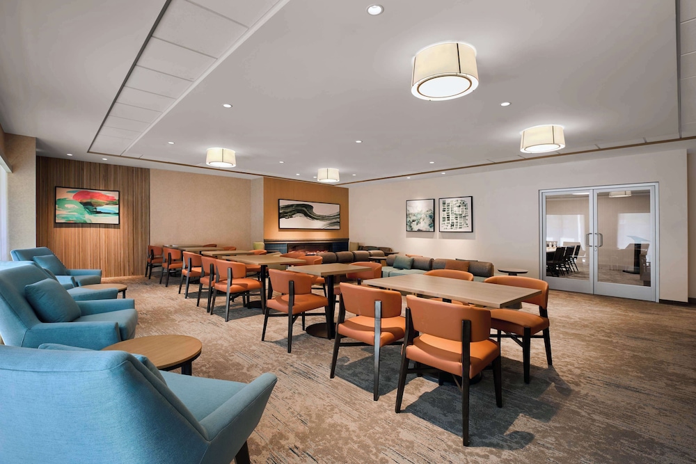 Hilton Garden Inn LAX Los Angeles Airport photo 2