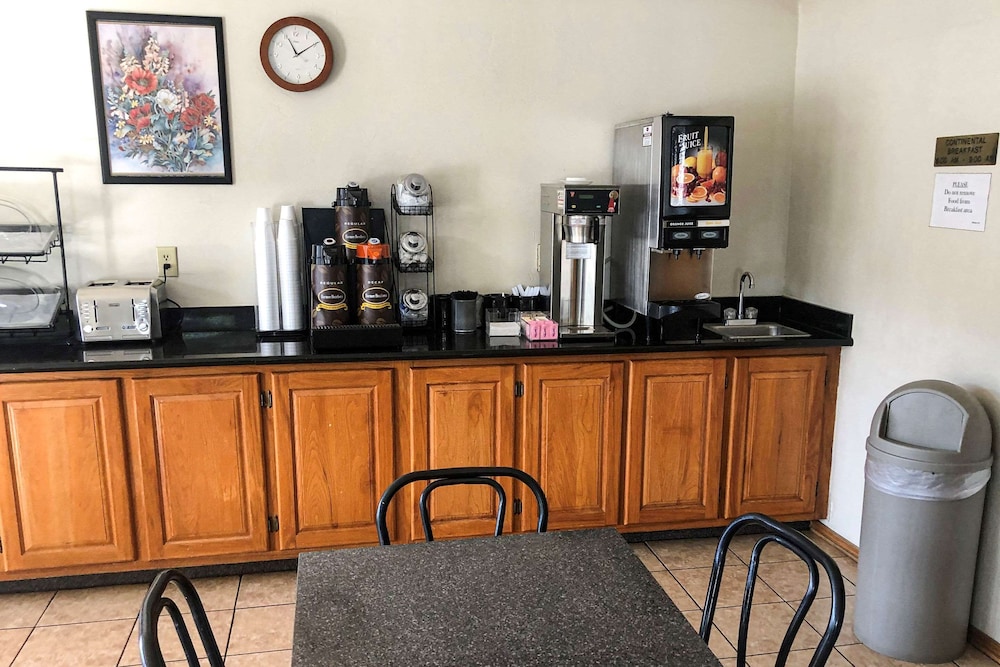 Econo Lodge Oklahoma City Northeast
