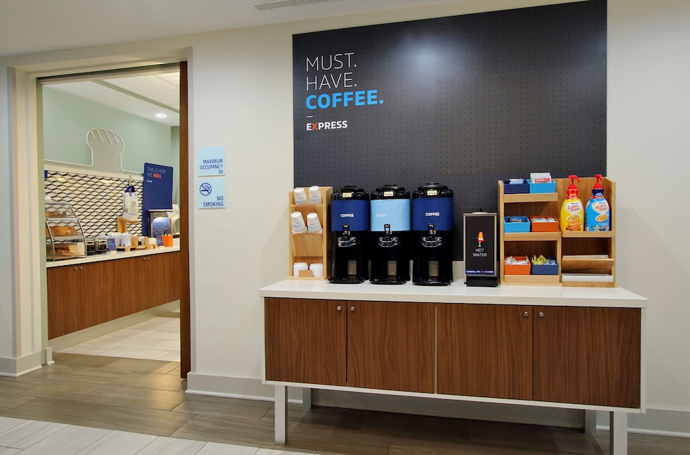 Holiday Inn Express Southington by IHG