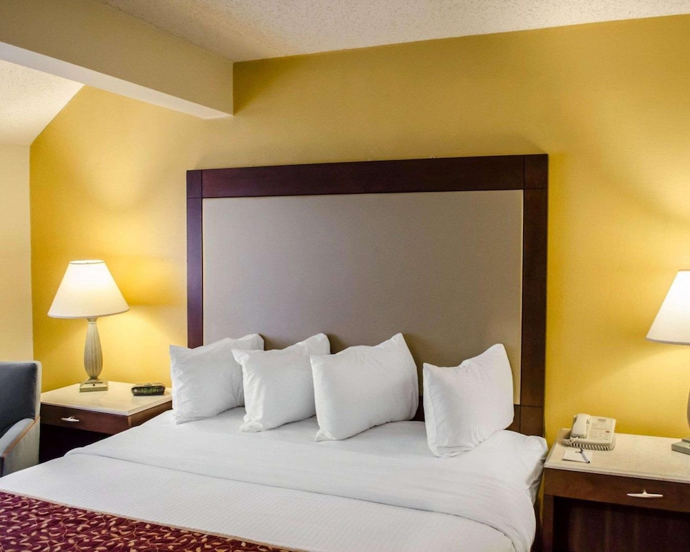 SureStay Studio by Best Western Pensacola