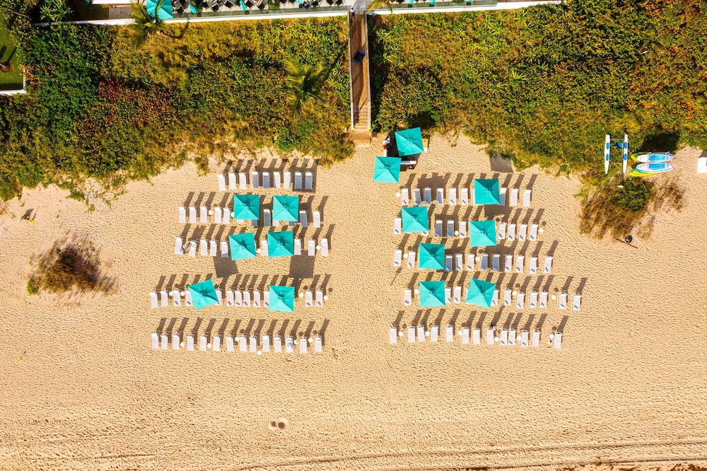 Tideline Palm Beach Ocean Resort and Spa