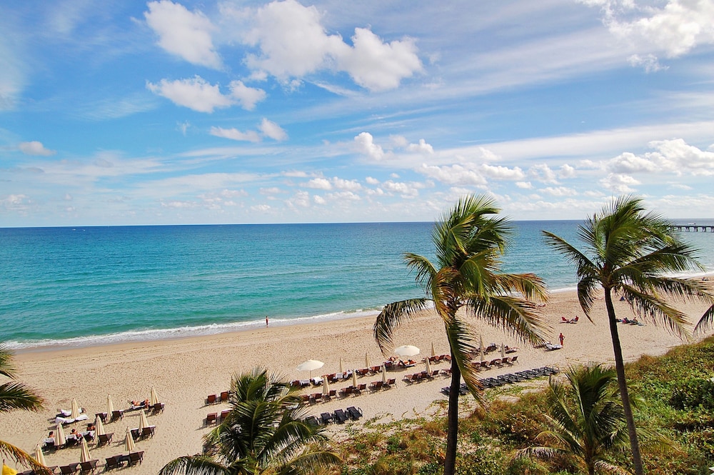 Tideline Palm Beach Ocean Resort and Spa