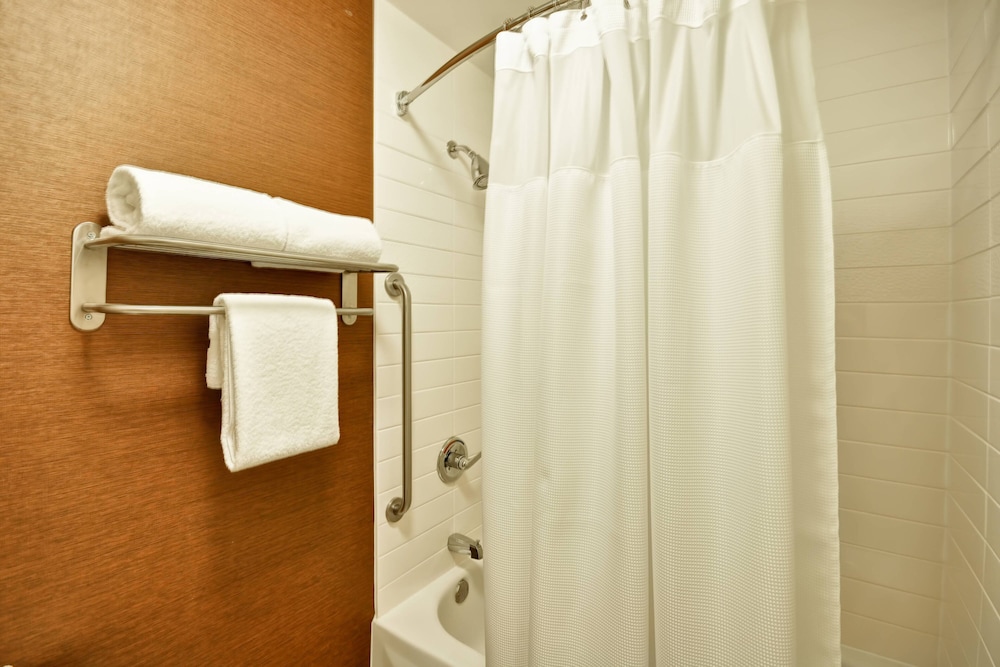 Fairfield Inn & Suites Dallas Medical/Market Center