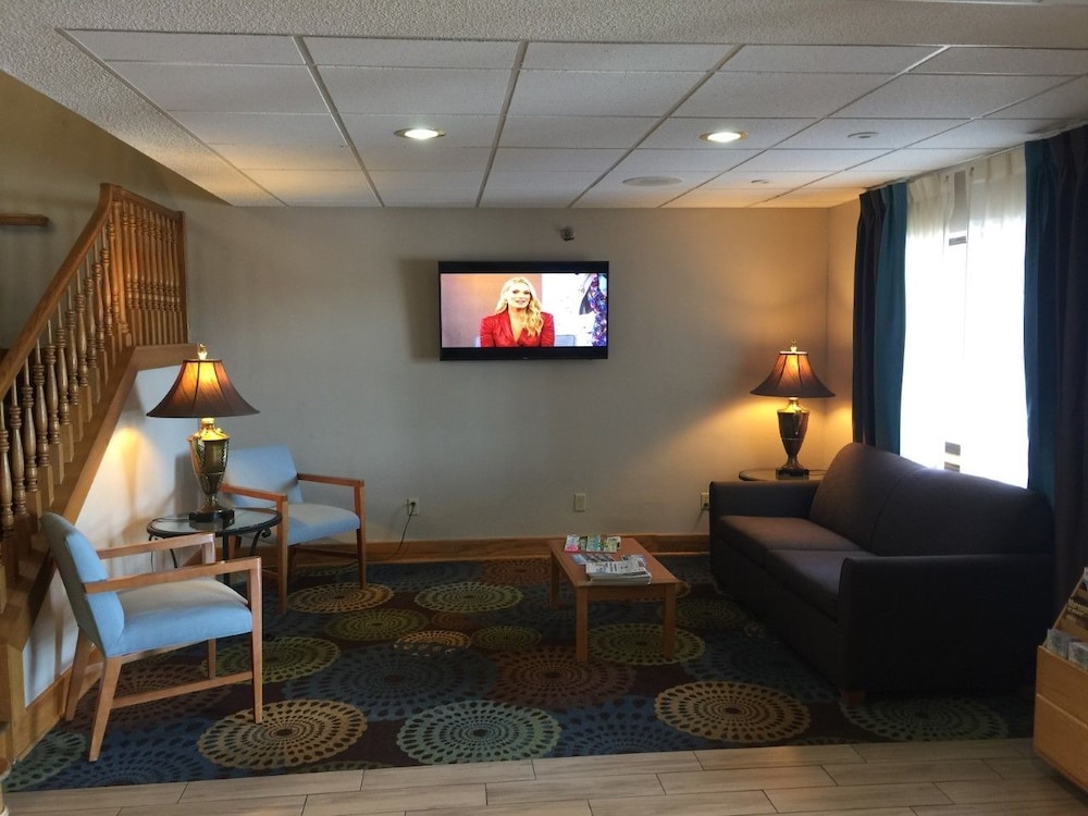 Baymont by Wyndham Mishawaka South Bend Area