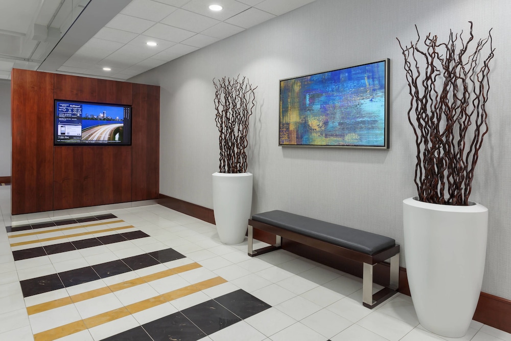 Courtyard by Marriott Boston-Cambridge
