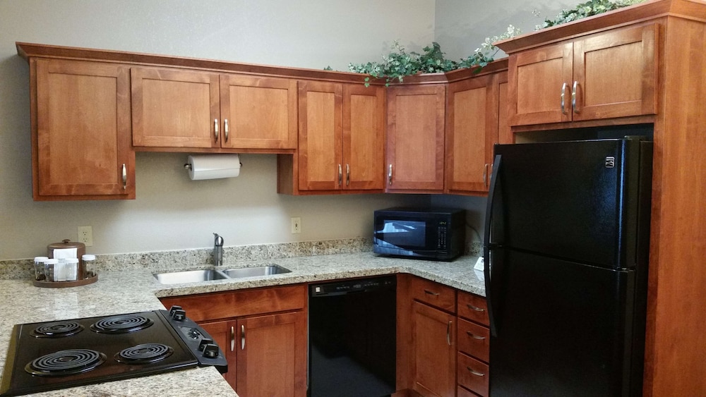 Best Western Plus Mill Creek Inn