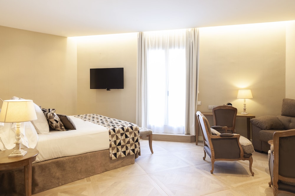 Lamaro Hotel photo 5